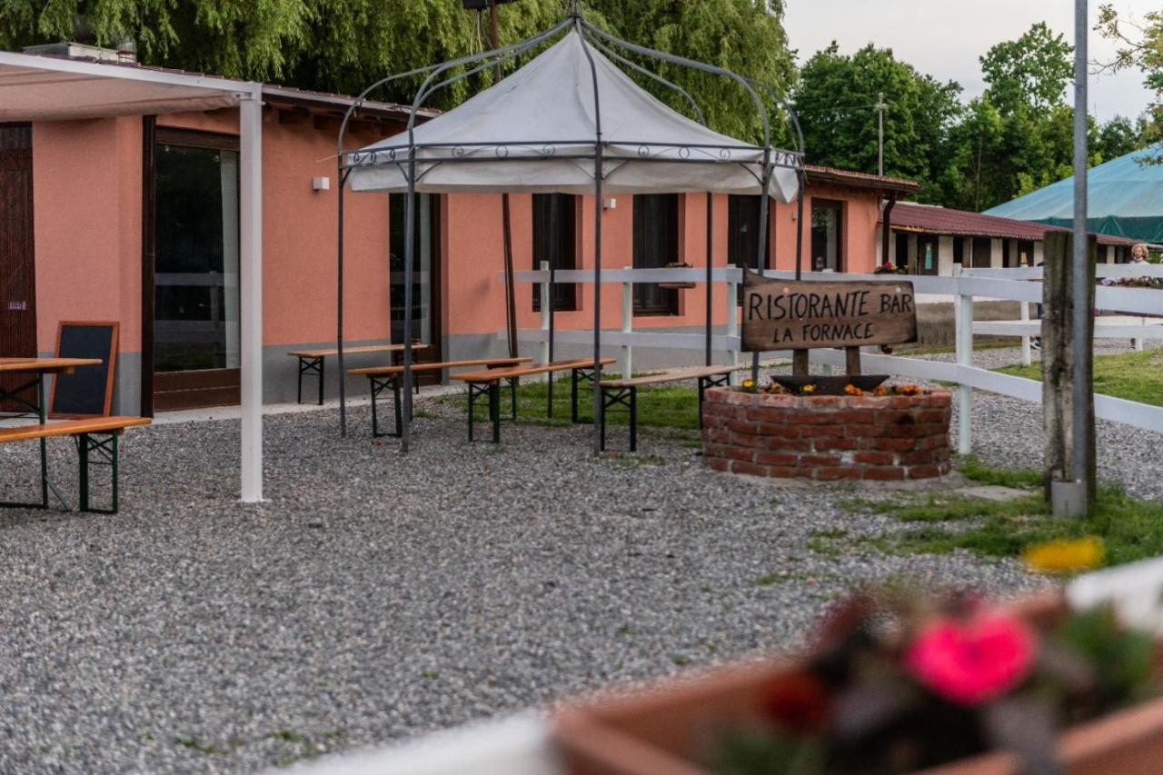 Agriturismo La Fornace Centro Ippico Como Exterior photo